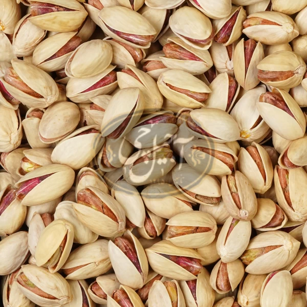 پسته احمد آقایی خام دستچین