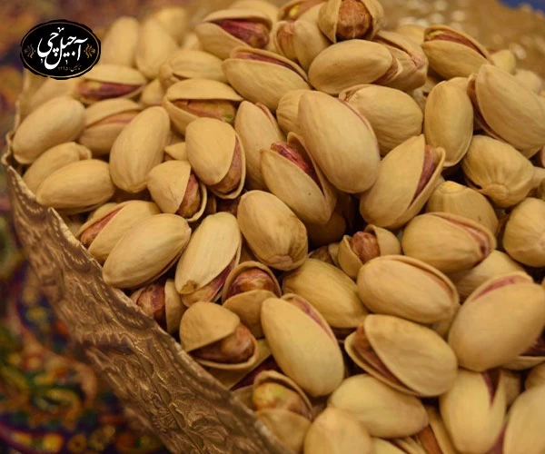 خرید پسته اکبری از طریق اینستاگرام و شبکه‌های اجتماعی آجیل چی