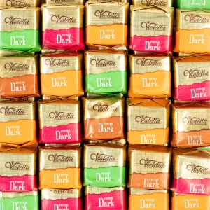 شکلات ویولتا میکس فرمند